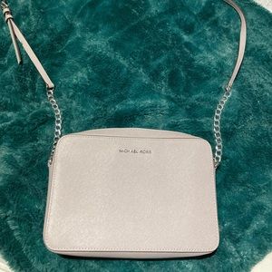 Micheal Kors Crossbody Purse